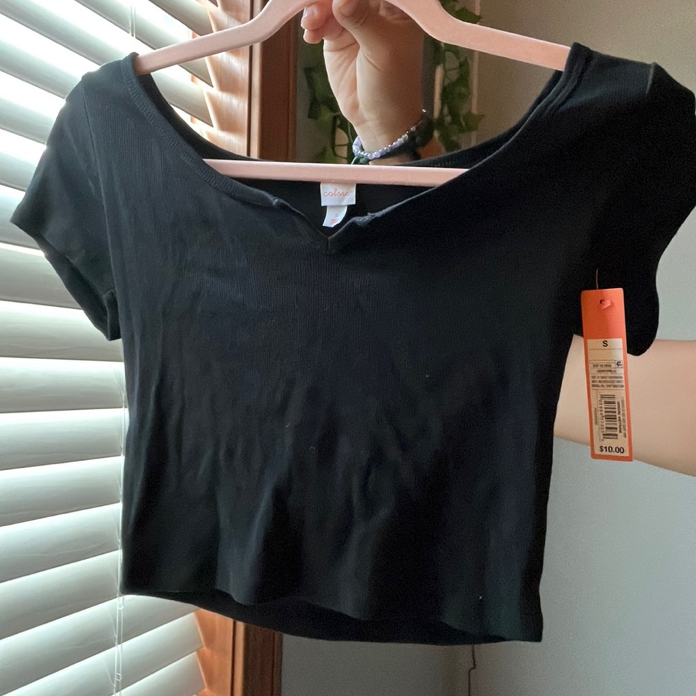 With TAGS black cropped tee